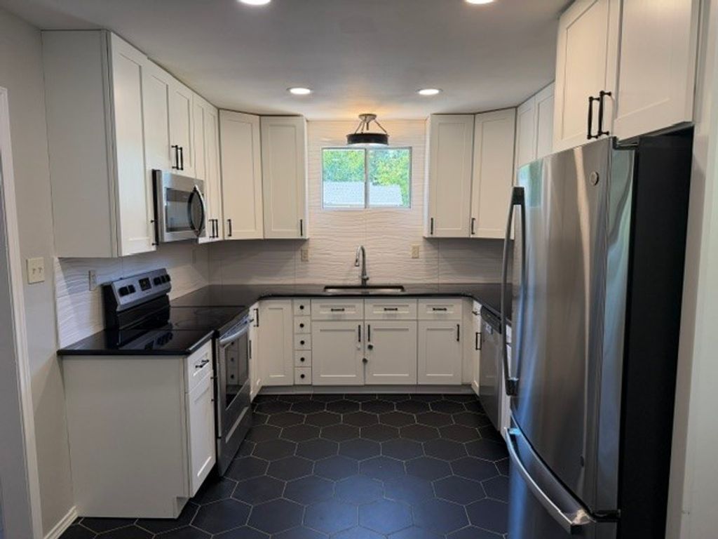 3504 W Gambrell Street, Fort Worth, TX 76133 — photo 5