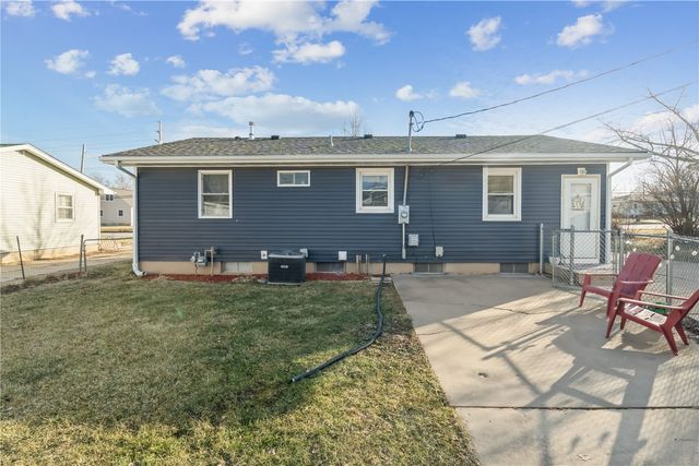 116 Edgewood Road NW, Cedar Rapids, IA 52405