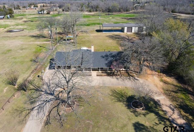 810 W Pine St, Winnsboro, TX 75494