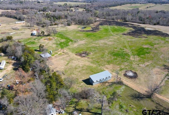 810 W Pine St, Winnsboro, TX 75494