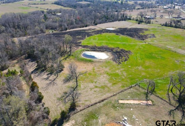 810 W Pine St, Winnsboro, TX 75494