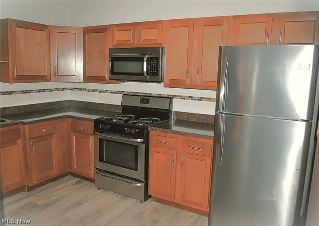 2685 Euclid Heights Boulevard 2, Cleveland Heights, OH 44106