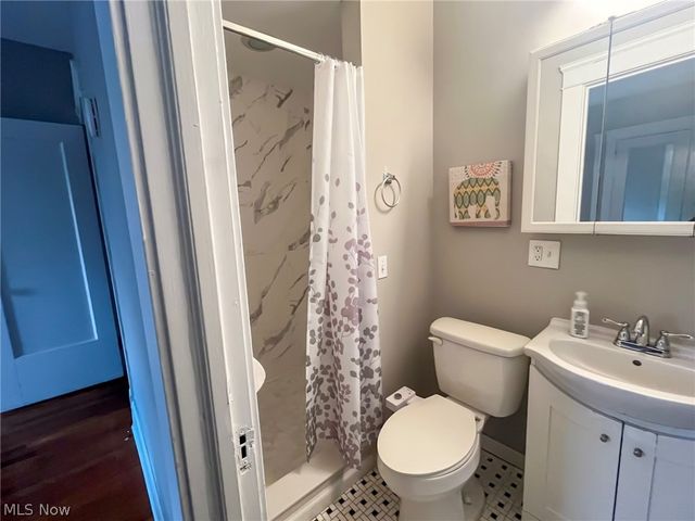 2685 Euclid Heights Boulevard 2, Cleveland Heights, OH 44106