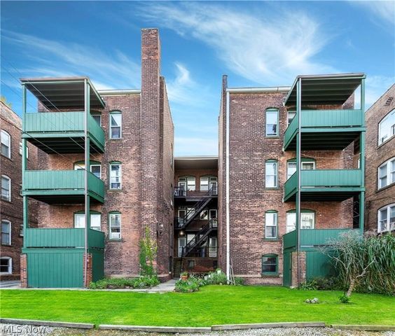 2685 Euclid Heights Boulevard 2, Cleveland Heights, OH 44106