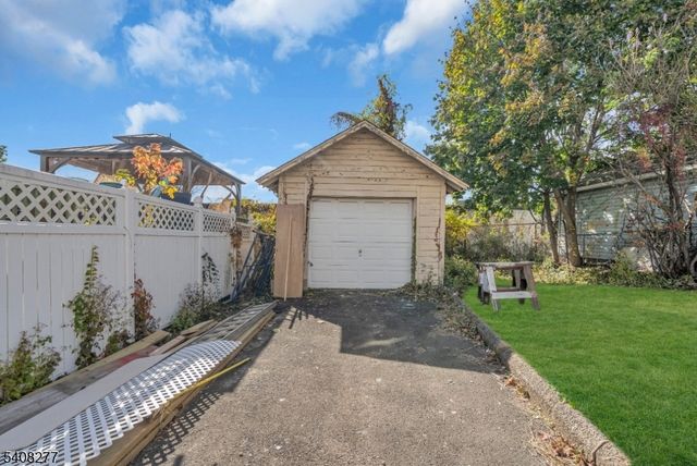 346 Florence Ave, Hillside Twp., NJ 07205