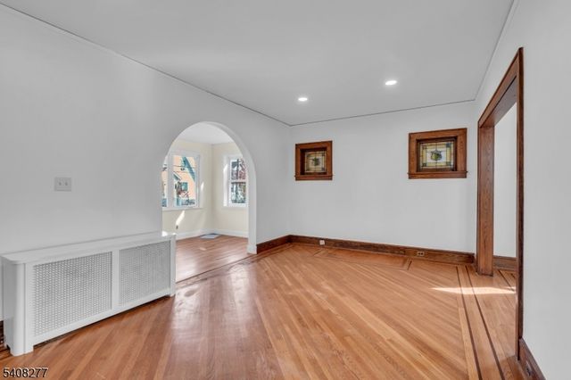 346 Florence Ave, Hillside Twp., NJ 07205