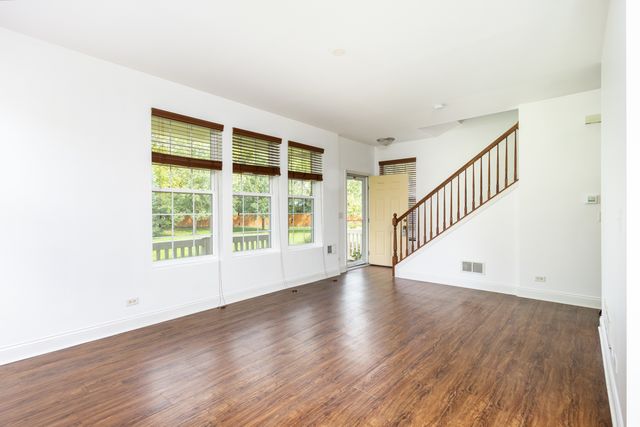 2534 Evergreen Circle, Mchenry, IL 60050