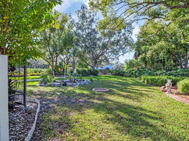 3061 ALT 19, Palm Harbor, FL 34683