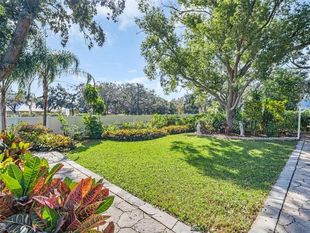 3061 ALT 19, Palm Harbor, FL 34683