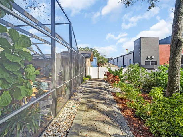 3061 ALT 19, Palm Harbor, FL 34683