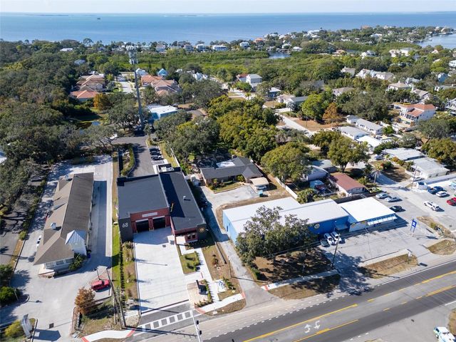 3061 ALT 19, Palm Harbor, FL 34683