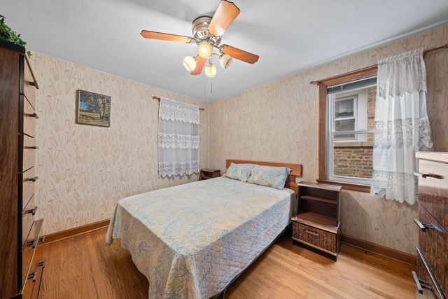 2828 N Melvina Avenue, Chicago, IL 60634