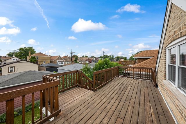 2828 N Melvina Avenue, Chicago, IL 60634