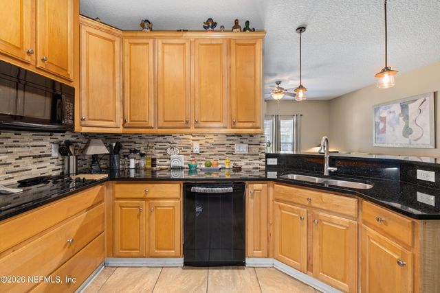 111 JARDIN DE MER Place 111, Jacksonville Beach, FL 32250