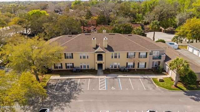 111 JARDIN DE MER Place 111, Jacksonville Beach, FL 32250