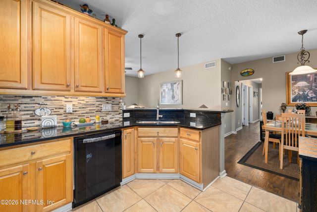 111 JARDIN DE MER Place 111, Jacksonville Beach, FL 32250