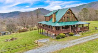 3214 Grinders Way, Sevierville, TN 37862