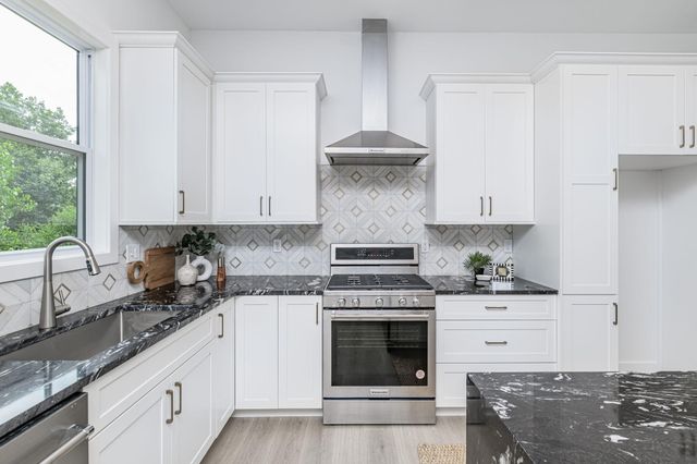 506 BANDON DUNES CT, Columbia, MO 65201