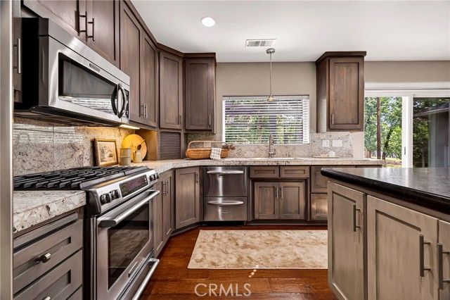 14944 Woodland Park, Forest Ranch, CA 95942