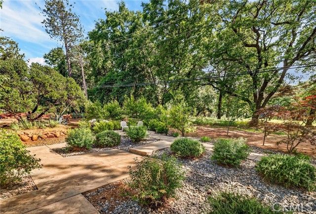 14944 Woodland Park, Forest Ranch, CA 95942