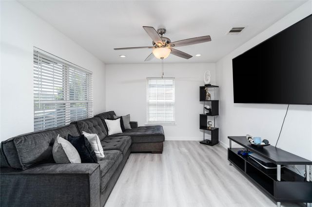 8150 Bassett Street, Houston, TX 77051