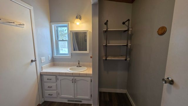 15143 H Drive S, Marshall, MI 49068