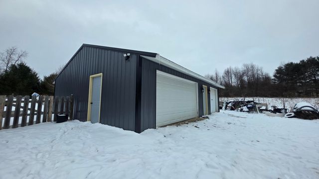 15143 H Drive S, Marshall, MI 49068