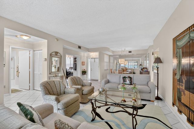 6683 Montego Bay Boulevard C, Boca Raton, FL 33433