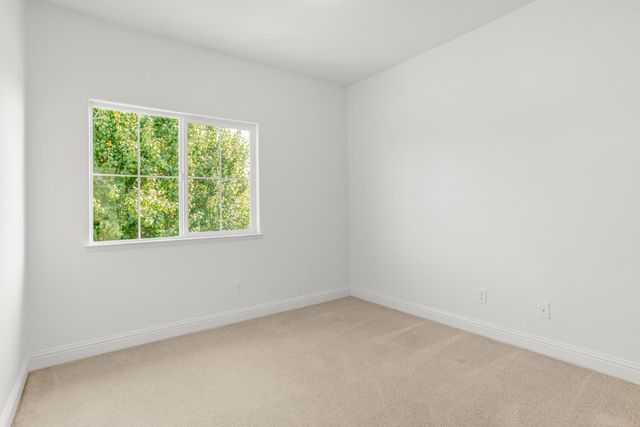 3815 Lee Brook Way, Sacramento, CA 95838