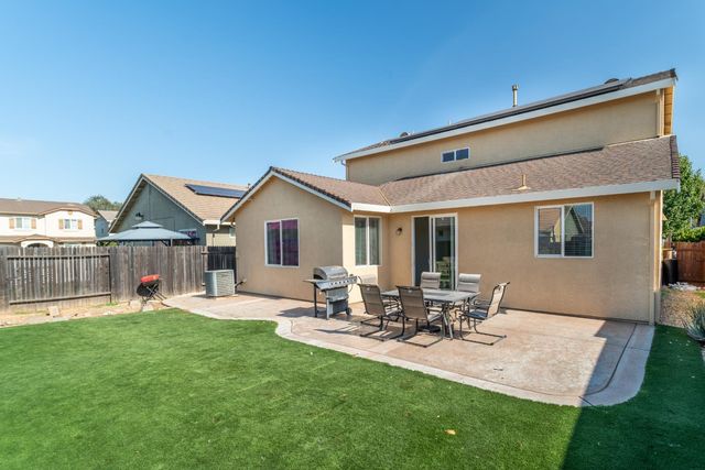 3815 Lee Brook Way, Sacramento, CA 95838