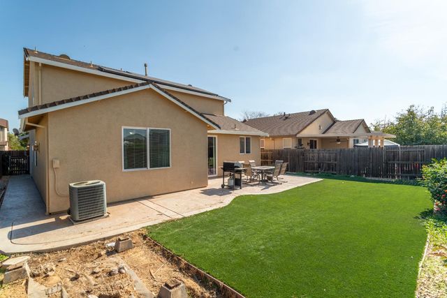 3815 Lee Brook Way, Sacramento, CA 95838