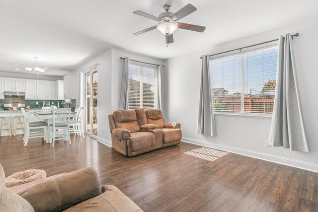 3815 Lee Brook Way, Sacramento, CA 95838