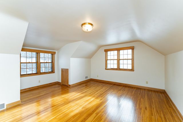 8601 County Road 3 NW, Oronoco, MN 55960