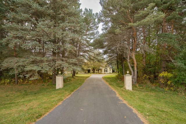 8601 County Road 3 NW, Oronoco, MN 55960