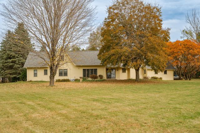 8601 County Road 3 NW, Oronoco, MN 55960