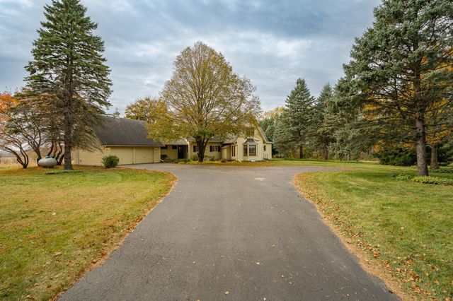 8601 County Road 3 NW, Oronoco, MN 55960