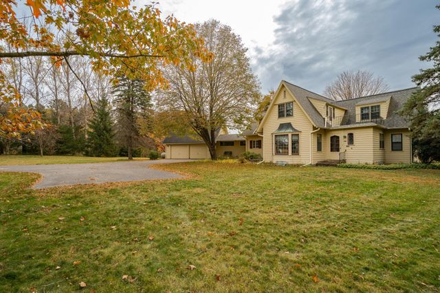 8601 County Road 3 NW, Oronoco, MN 55960