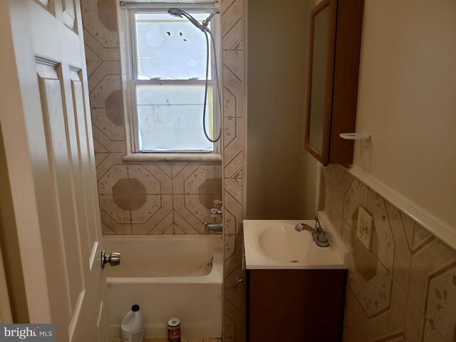 2616 N MARKET ST, Wilmington, DE 19802