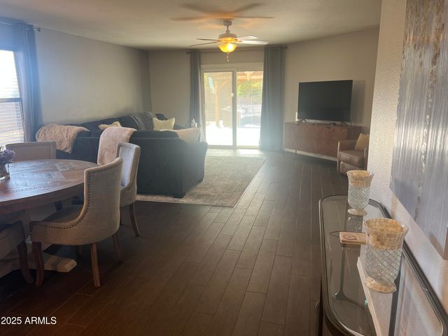 15481 W CAMERON Circle, Surprise, AZ 85379