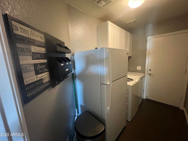 15481 W CAMERON Circle, Surprise, AZ 85379