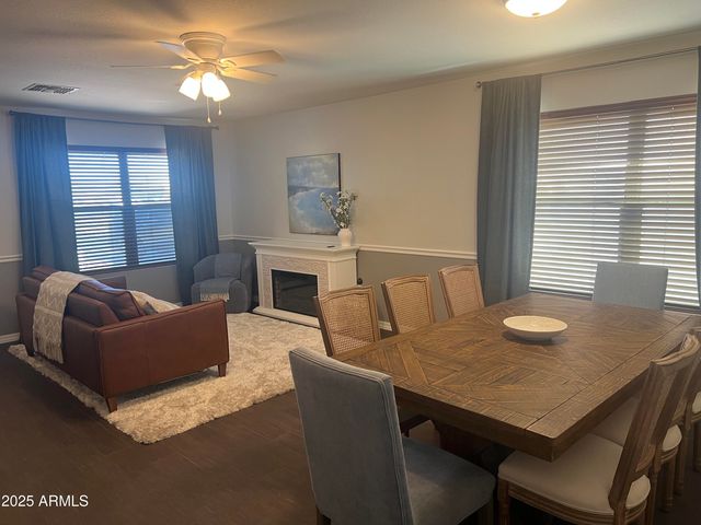 15481 W CAMERON Circle, Surprise, AZ 85379