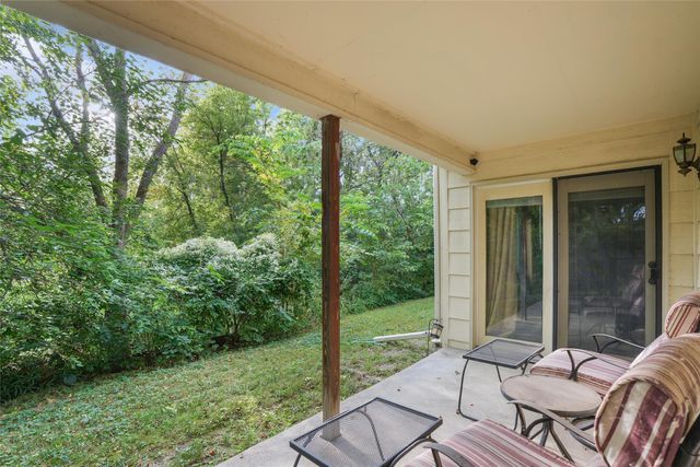 1824 NW 90th Street, Clive, IA 50325