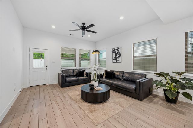 10636 Wild Chives, Conroe, TX 77385