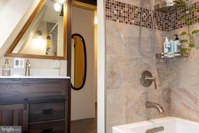 336 STOCKTON ST, Hightstown, NJ 08520