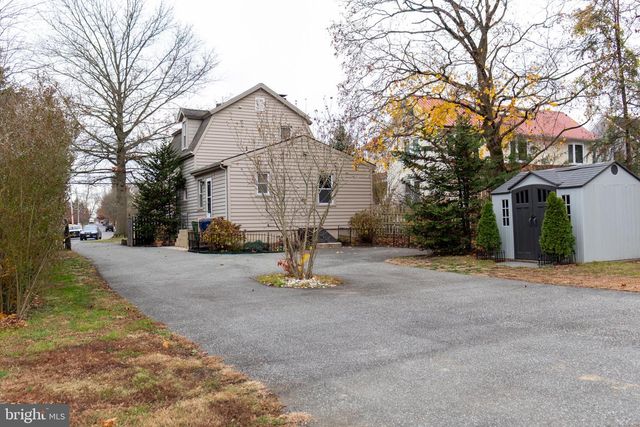 336 STOCKTON ST, Hightstown, NJ 08520