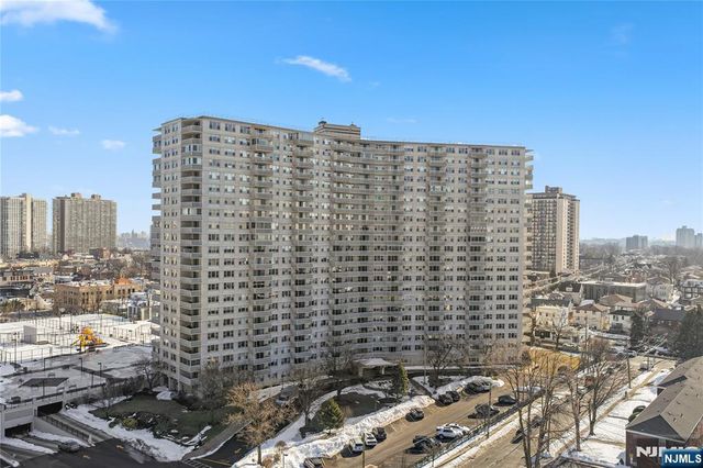 2000 Linwood Avenue 6E, Fort Lee, NJ 07024