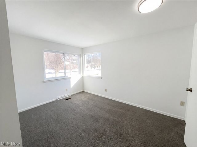 28095 Bassett Road, Westlake, OH 44145