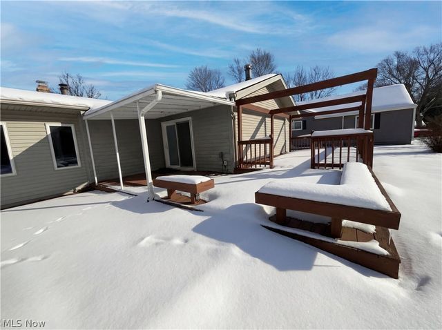 28095 Bassett Road, Westlake, OH 44145