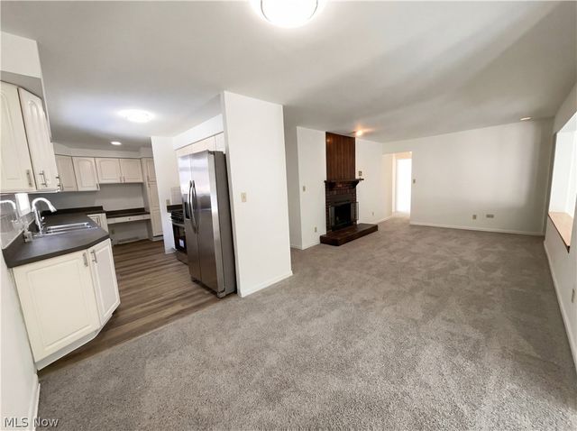 28095 Bassett Road, Westlake, OH 44145