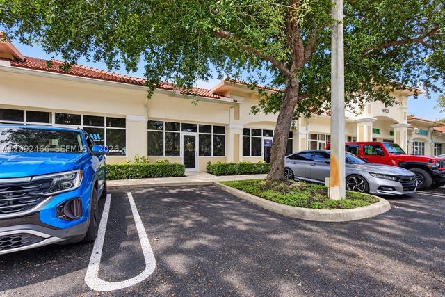 9700 Stirling Rd 104B, Cooper City, FL 33024